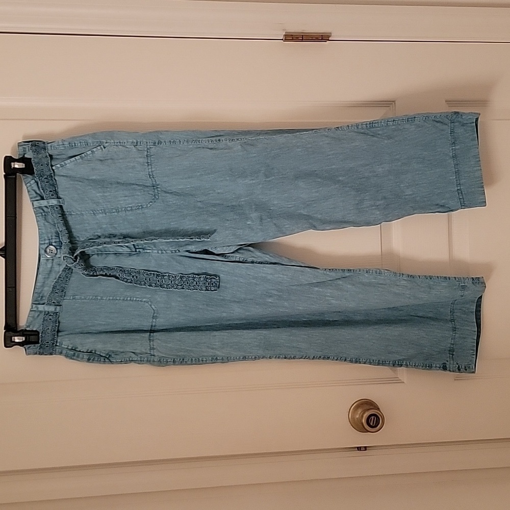 Soft Surroundings "Tea Party" Wide Leg Crop Pants. Size 8. Linen Blend, EUC!